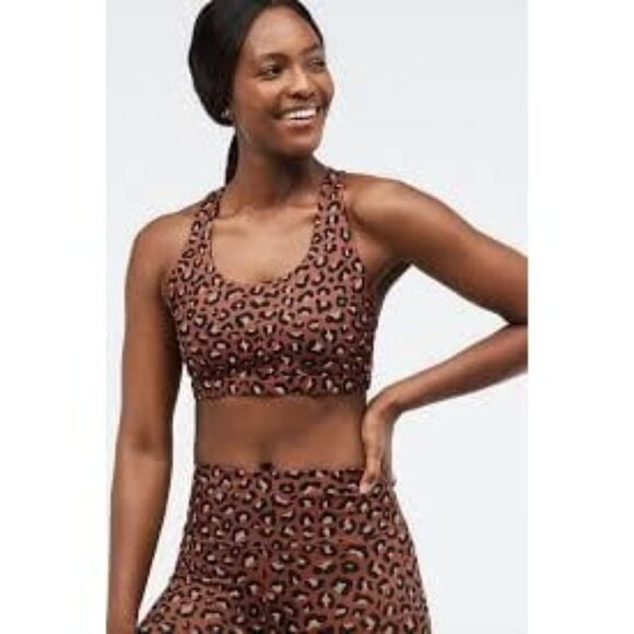 Fabletics Boost Medium Impact Sports Bra III Cheetah Discontinued Size 4X Padded - Picture 1 of 6